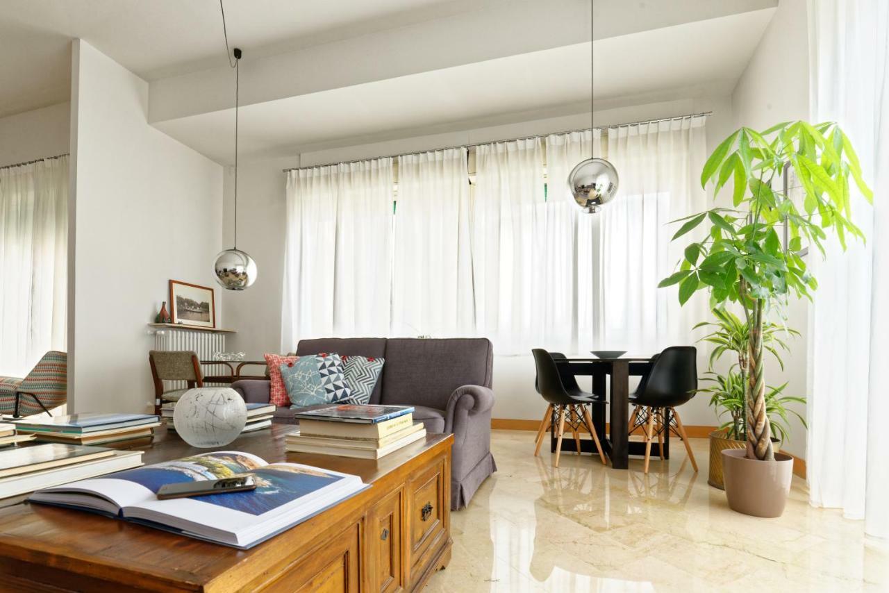 B&B Questa Casa Non E'Un Albergo Palermo Dış mekan fotoğraf
