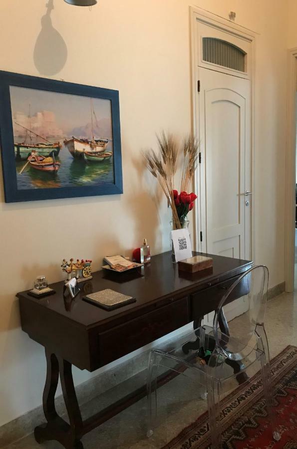 B&B Questa Casa Non E'Un Albergo Palermo Dış mekan fotoğraf